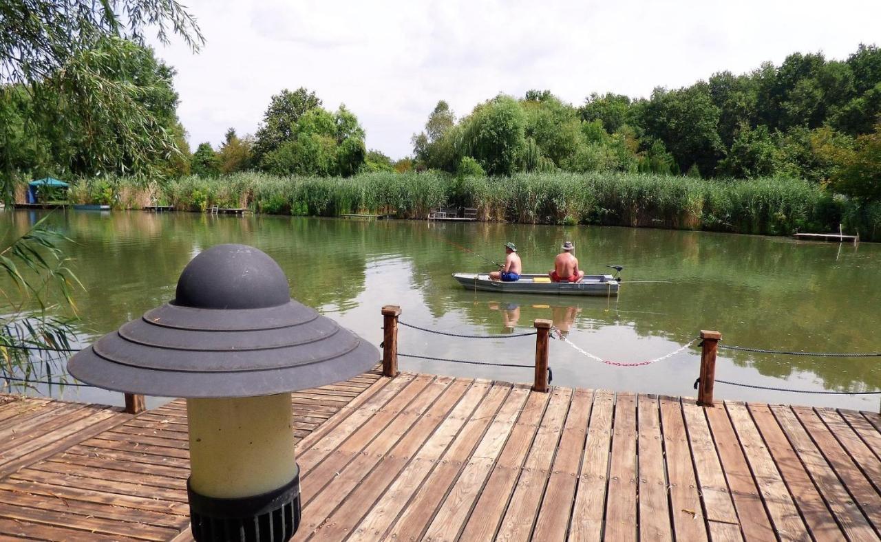 Szemermetes Erzsok Nyaralohaz Villa Gyomaendrőd Exterior foto